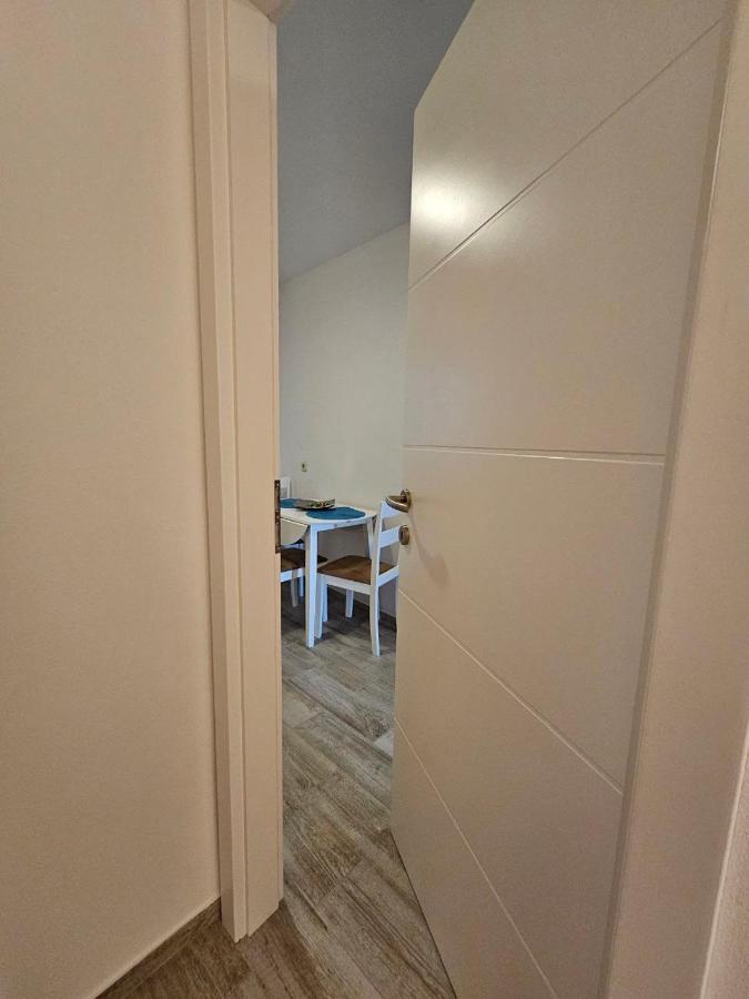 Apartman Lila Čunski Eksteriør bilde